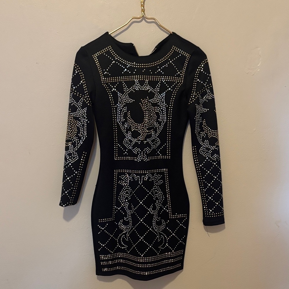 Chic Black Studded Long Sleeve Dress